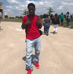 Meet your Posher, Sebastian